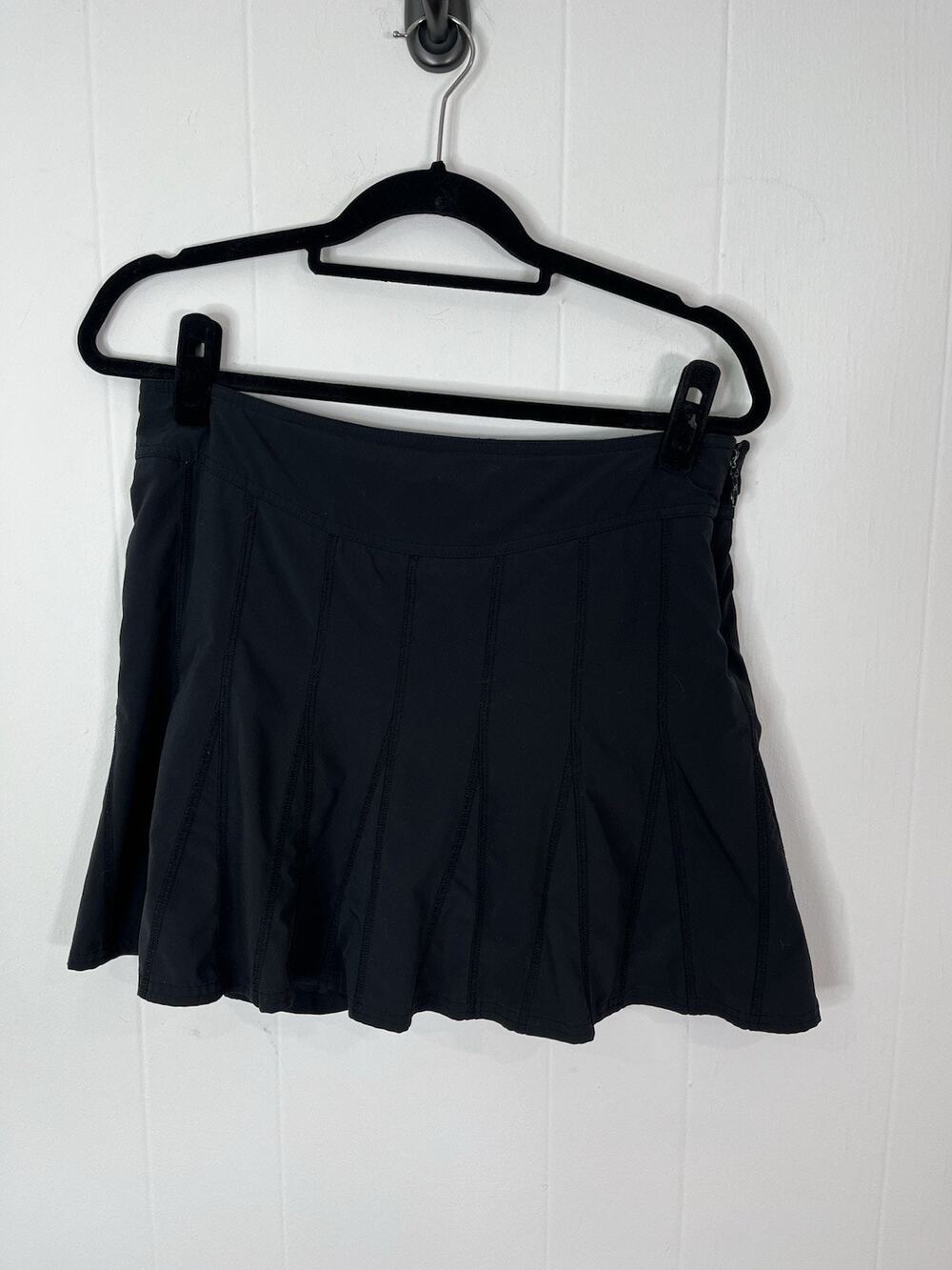 Athleta Wear About Skort Black Size 8 Pleated Tennis Golf Activewear